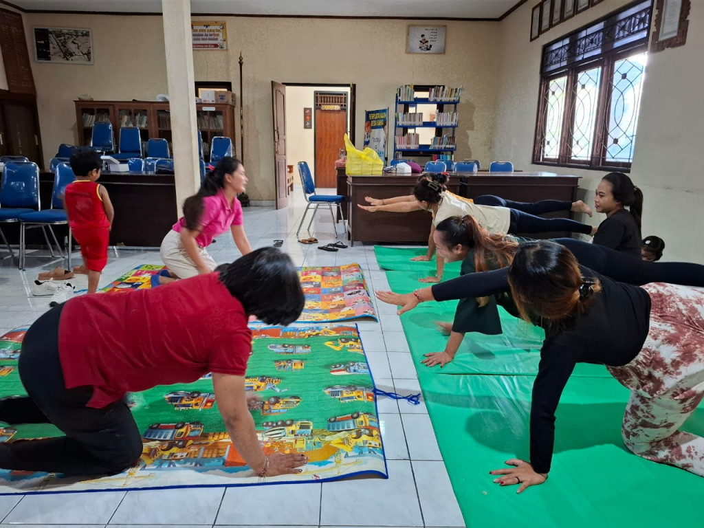 Kelas Ibu Hamil Bulan Mei di Desa Baha